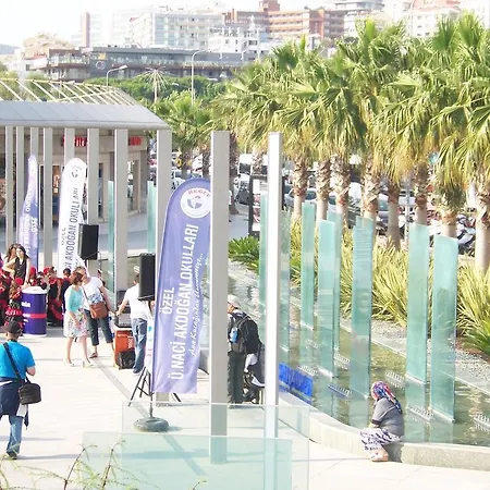 בית הארחה Kusadasi Guest House קוסדסי