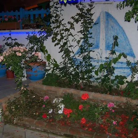 Kusadasi Guest House Penzion 2*