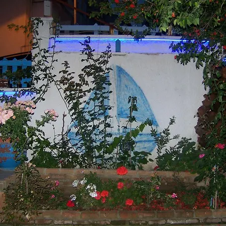 Kusadasi Guest House Maison d'hôtes 2*
