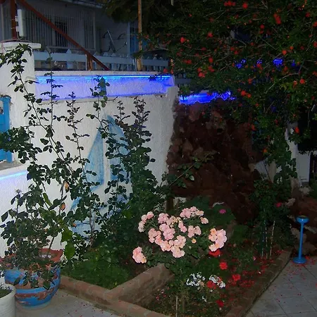 Maison d'hôtes Kusadasi Guest House 2*